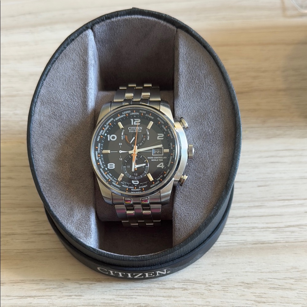 Citizen Eco-Drive Black Dial Silver Bracelet Watch